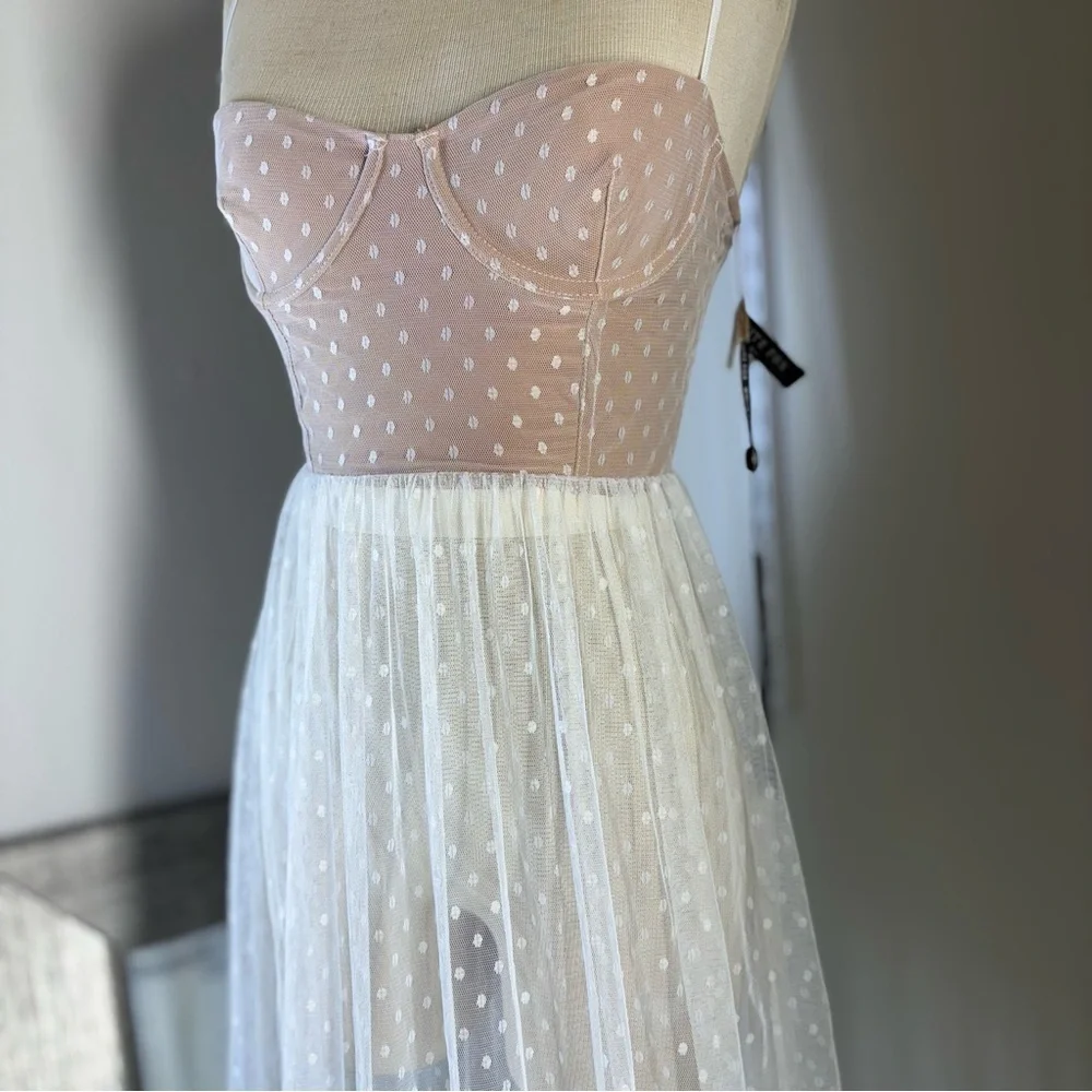 White Fox Boutique elegant strapless